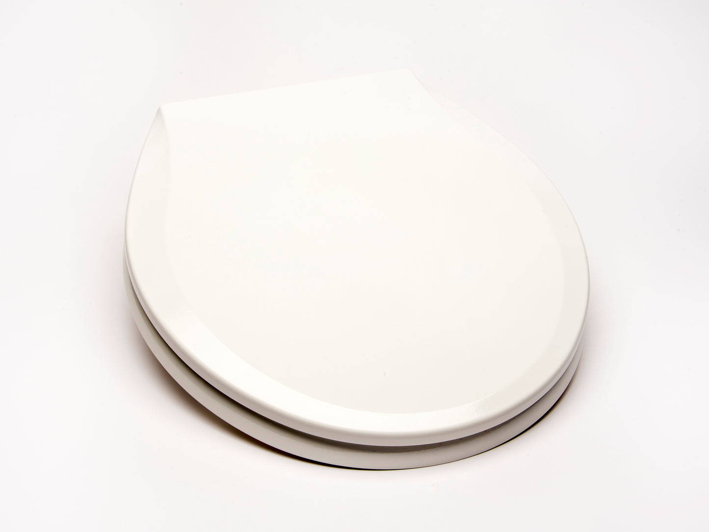 Wood - Round Model 153-04 Residential Slow Close Premium Molded Wood Seat - Carton of 5 Seats